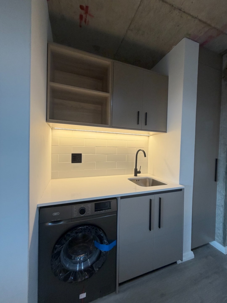 1 Bedroom Property for Sale in Table View Western Cape